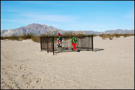 The lonely Delores Holland grave